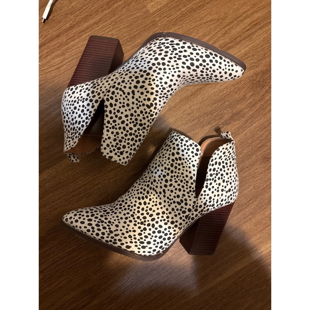Mata Dalmatian Print Pointed Toe Block Heel Ankle Booties Womens 10 Black